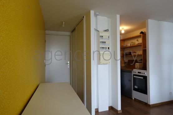 Trs peu dappartements offrent  leurs occupants daussi belles vues. 