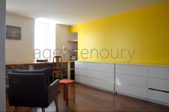 Trs peu dappartements offrent  leurs occupants daussi belles vues. 