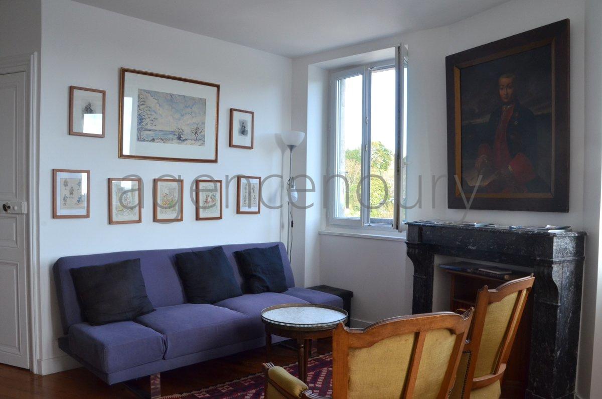 La vue dont on jouit depuis le salon de cet appartement est rellement envoutante.