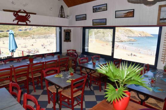 Ce fonds de commerce de type restaurant-bistroquet est situ dans un emplacement exceptionnel.