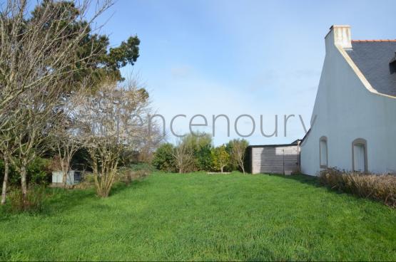 Ses vastes pices sduisent tout de suite lorsque lon pntre dans cette grande maison.