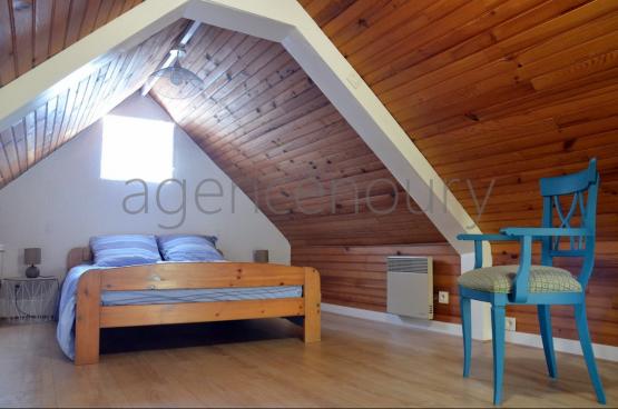 Une bonbonnire niche au cur d'un hameau plein de charme.