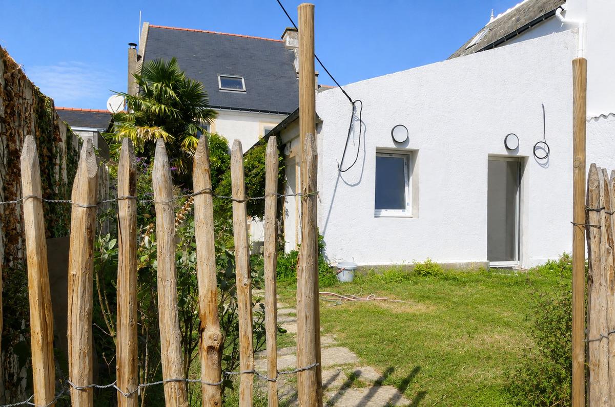 Petit loft neuf, a proximit� du bourg de palais
