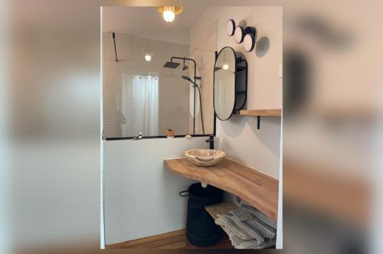 Une petite maison r�nov�e � proximit� de palais