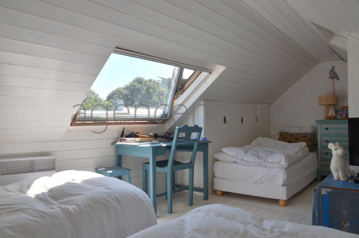 Une maison de caract�re joliment restaur�e dont on a su conserver l�atmosph�re d�antan. 