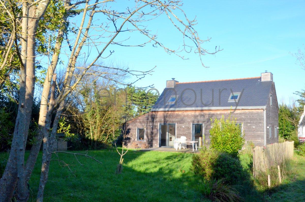 Avez-vous dj ressenti lambiance douce et chaleureuse, la sensation de confort propres aux habitations  ossature en bois ? 