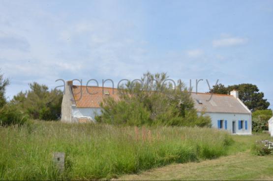 Les anciennes fermes demeures presque comme  lorigine sont devenues rarissimes  Belle-Ile.