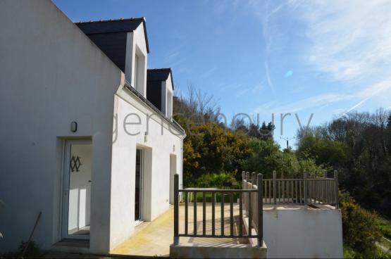 Pratiquement aucune maison nest aussi proche dune plage  Belle-Ile.