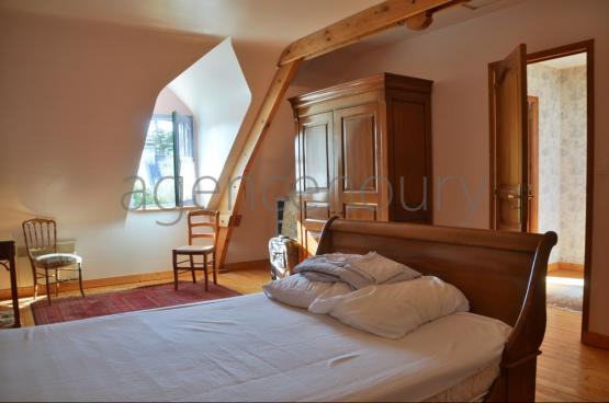 Ds l'arrive on est sous le charme de cette maison accueillante.