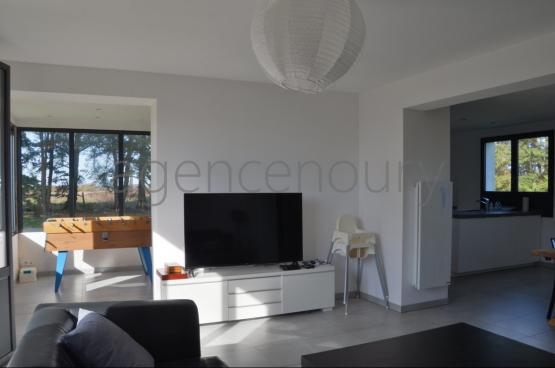 Ses six chambres offrent une rare capacit daccueil. 