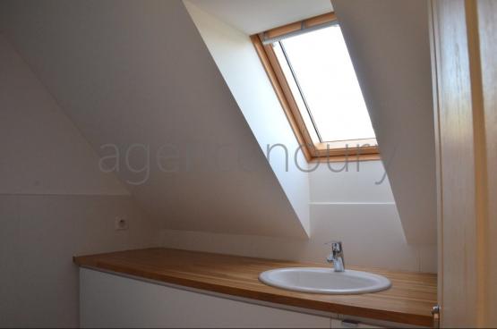 Ses six chambres offrent une rare capacit daccueil. 